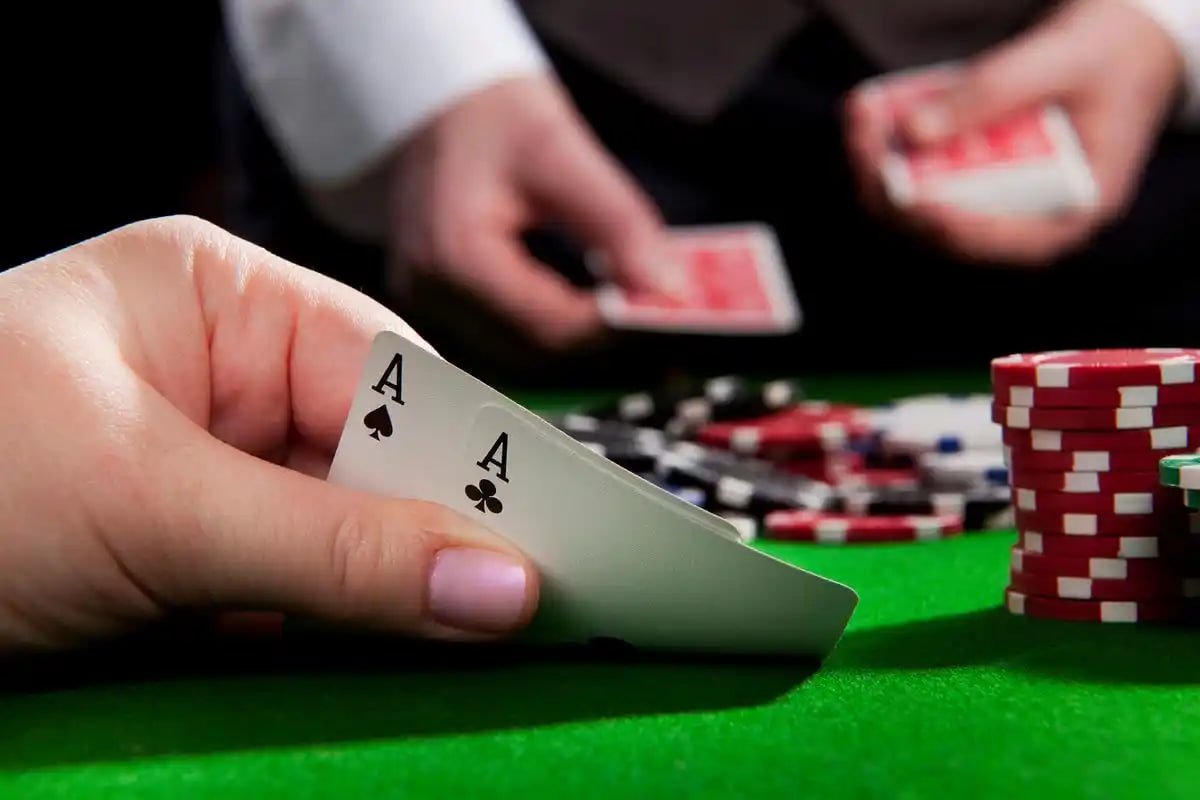 P61 ဂိမ်းလော်ဘီ Slots ကစားနည်း လမ်းညွှန် Myanmar ကစားသမားများ Wave Money KBZPay ဖြင့် ငွေသွင်း Spin နှိပ်ကစားနေသောမြင်ကွင်း